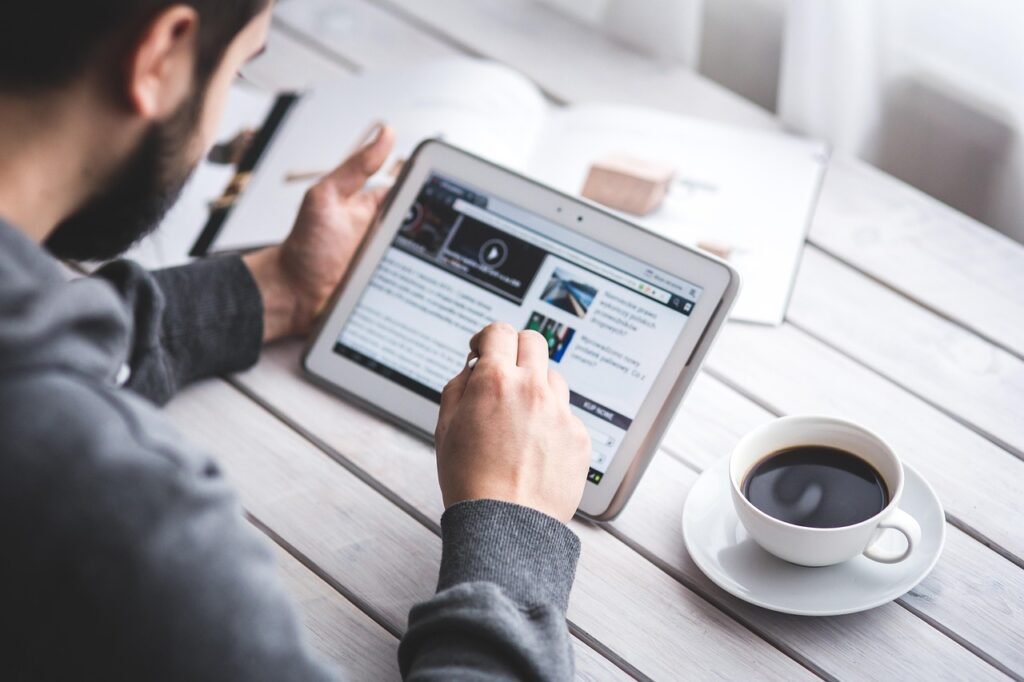 10 outils de productivité pour entreprises à adopter en 2025 man 791049 1280